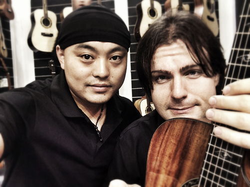 中国指弹大师宋依凡与天猫乐器体验馆携手，共谱乐器零售新篇章